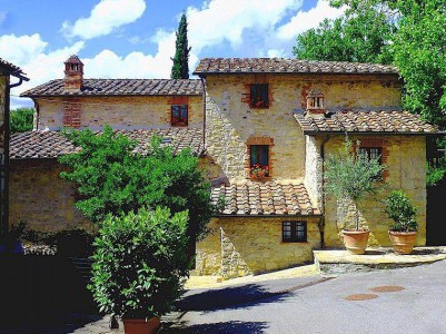 Tuscany vacation rental agency