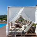Vitigliano pool and daybeds