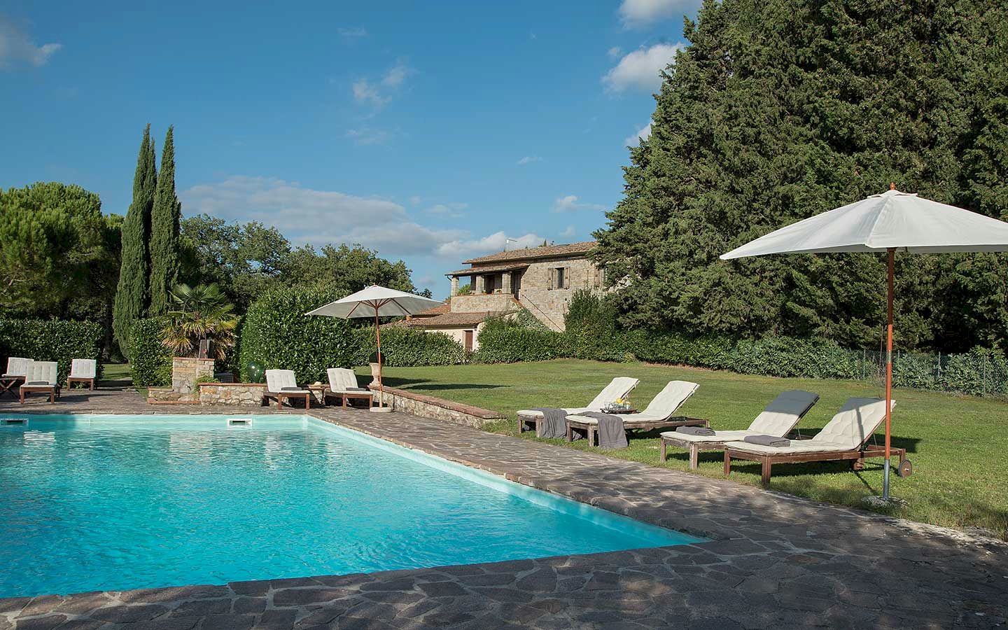 Il Villino vacation apartments near Castellina in Chianti